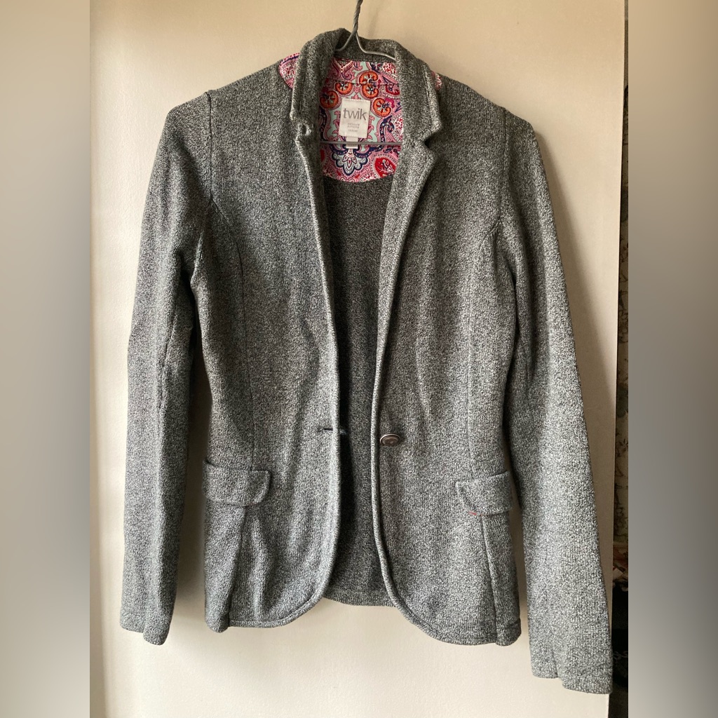 Twik Sweater Blazer